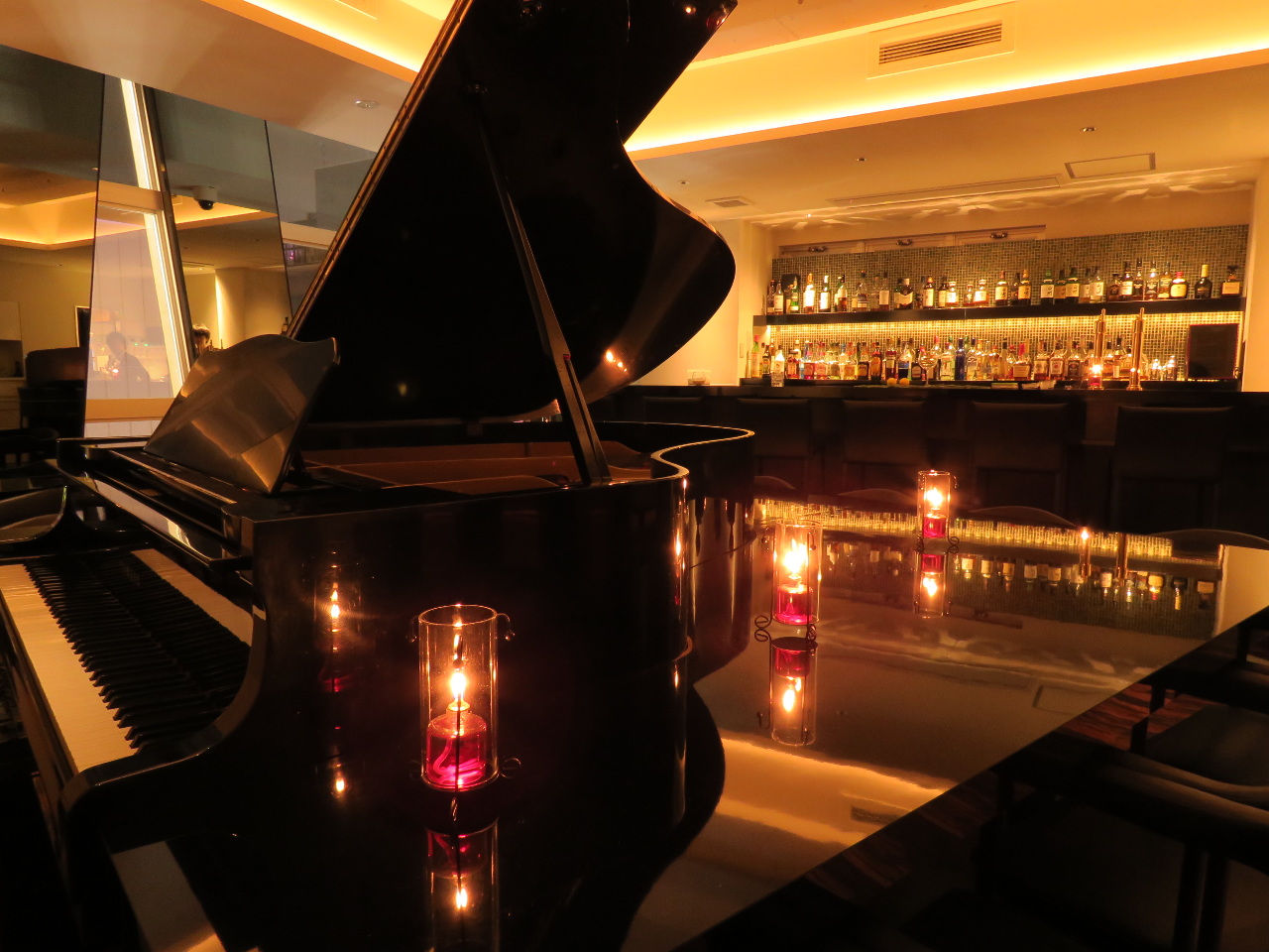 SUNTORY BAR STYLISH D 【本日開催★残席2席★当日ご参加も歓迎★ピアノ席限定12名様】【6/8(水)19時～21時】ピアノ