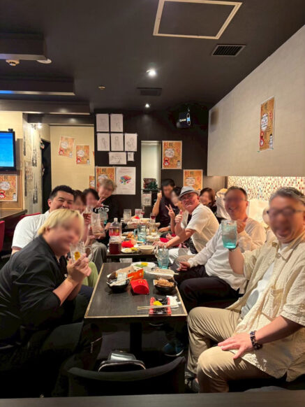【進行役がいるから安心🍀飲みながら誰かとざっくばらんにおしゃべりしたい人＆初めての方大歓迎】【8月26日火曜日 19時〜21時★定員10名様】『ヒデリンと夏の想い出トーキングライブ』 ラジオパーソナリティのヒデリンとざっくばらんにおしゃべり交流しませんか⁉ジャンルは幅広く 芸能ネタ 時事問題 仕事　将来　未来 恋愛問題 人生相談 なんでもござれ！