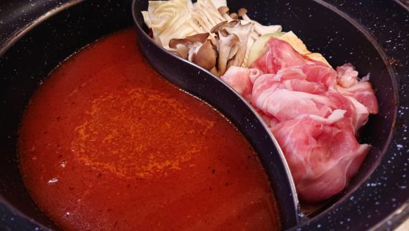 わいわい亭 しゃぶしゃぶ すき焼き食べ飲み放題 現在10名様 定員12名 4名 3テーブル 4 6 火 19時半 21時半 Wトマトスープ肉鍋会 In わいわい亭 今回は選べる2色のスープから トマトしゃぶしゃぶ トマトすき焼き です 美容にも良く女性に わいわい亭 しゃぶしゃぶ すき焼き食べ飲み放題 現在10名様 定員12名 4名 3テーブル 4 6 火 19時半 21時半 Wトマトスープ肉鍋会 In わいわい亭 今回は選べる2色のスープから トマトしゃぶしゃぶ トマトすき焼き です 美容にも良く女性に